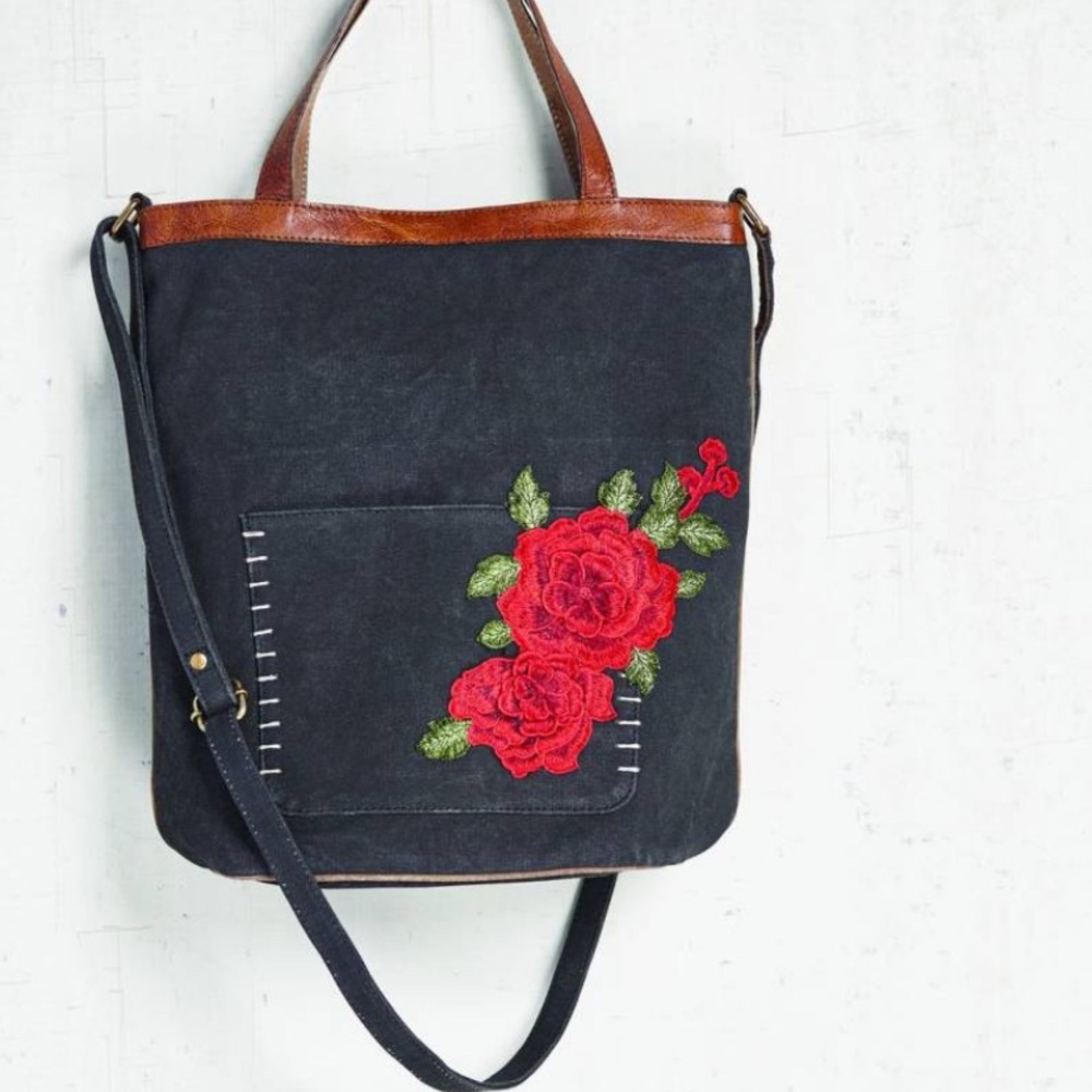NWT Mona B ROSETTE TOTE